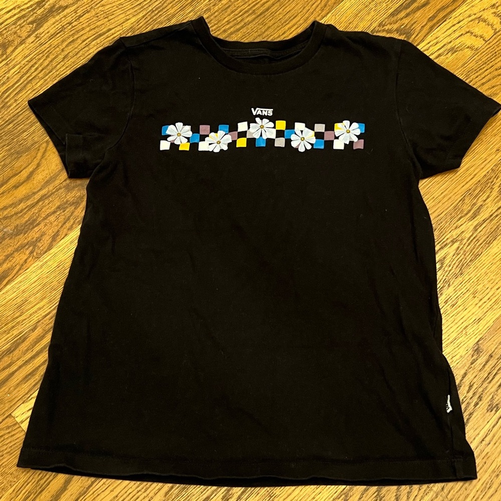 XS black vans flower tshirt